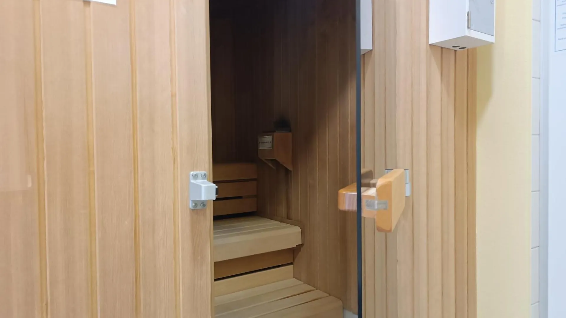 2-Raum Fewo Aurikel - Hallenbad & Sauna Fischen im Allgaeu 0*,  Německo